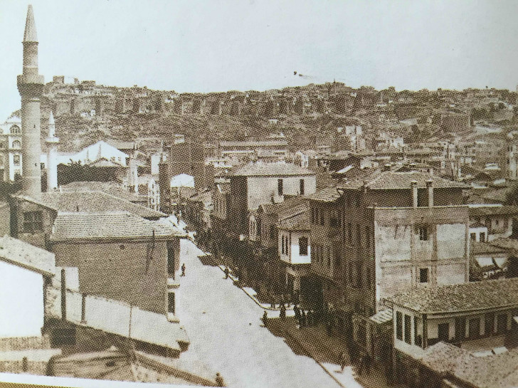 Ulus Meydanı Yönünden Ankara Kalesi - 1939