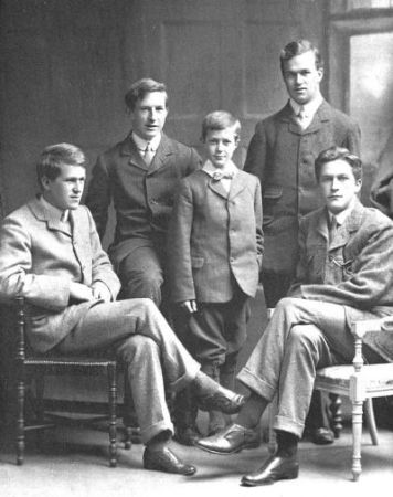 1910, Lawrence, Frank, Arnold, Bob ve Will (soldan sağa)