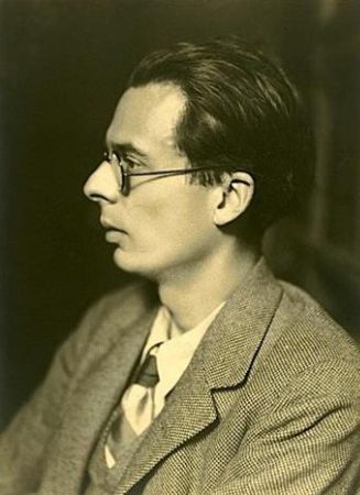 Alfred Huxley, 1925