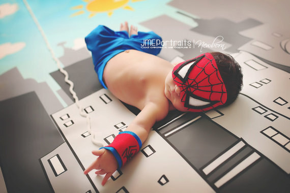 örümcek adam bebek fotoğrafı
