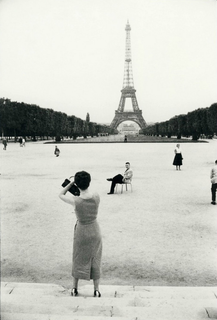 Willy Ronis, Tour Eiffel, Paris, 1950
