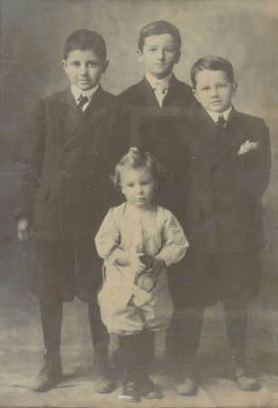 William Faulkner ve kardesleri Murray, John, Dean