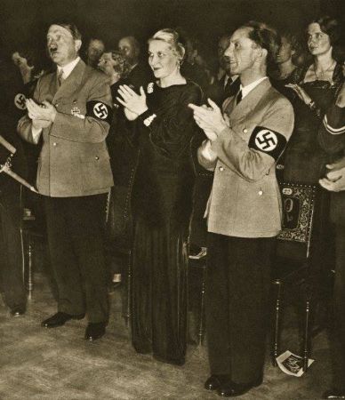 Hitler, Magda ve Joseph Goebbels