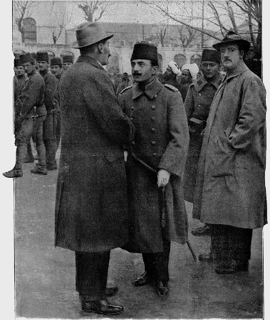 Colonel Tyrrell ve Enver Pasa, 1913