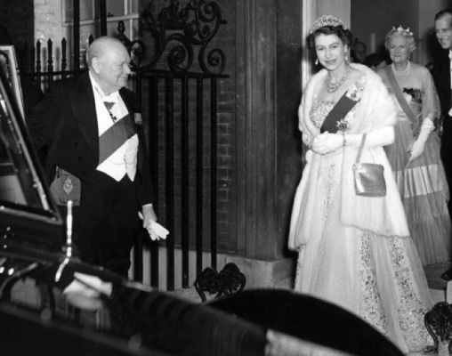 Kralice Elizabeth ve Winston Churchill, 1953