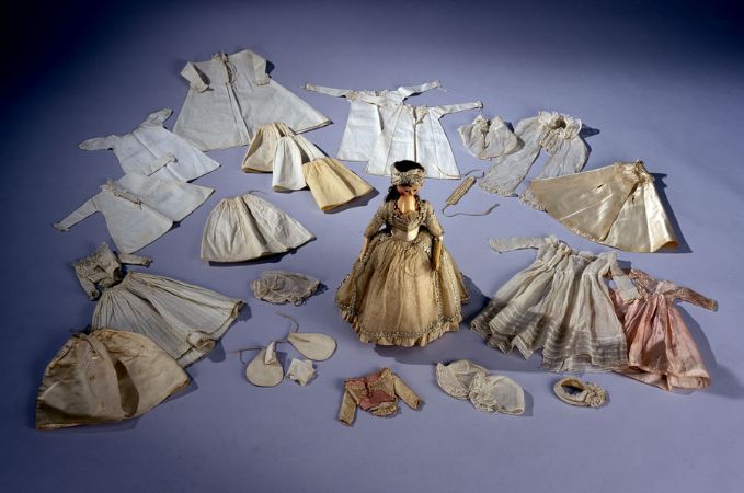 oyuncak bebek 1790